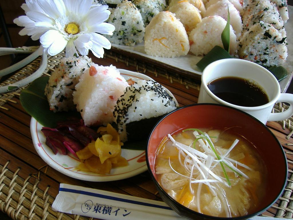 Toyoko Inn Okayama Eki Higashi Guchi Exterior foto
